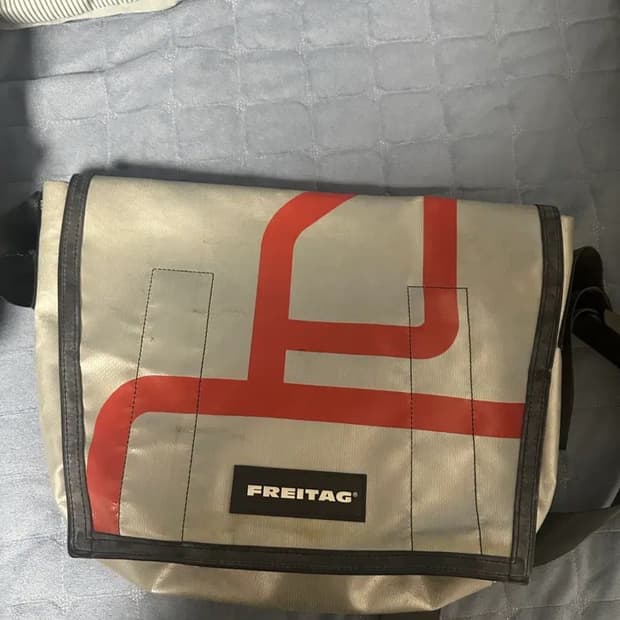 프라이탁 덱스터 새상품
