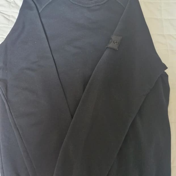 스톤아일랜드 맨투맨 팝니다