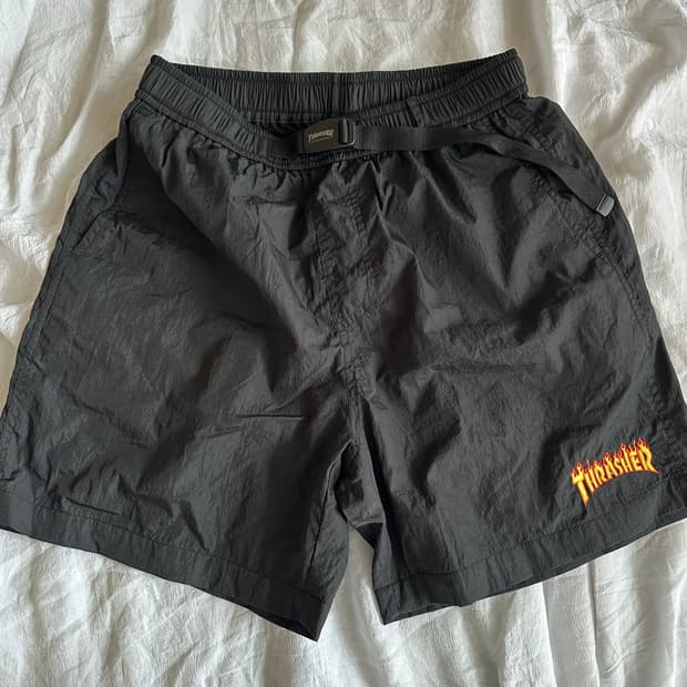Thrasher 트레셔 나일론 반바지 M