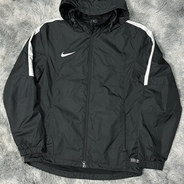 나이키 스우시 스톰핏 블랙 후드 바람막이 XL