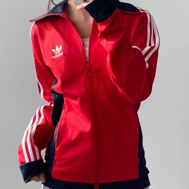 아디다스 유로파 