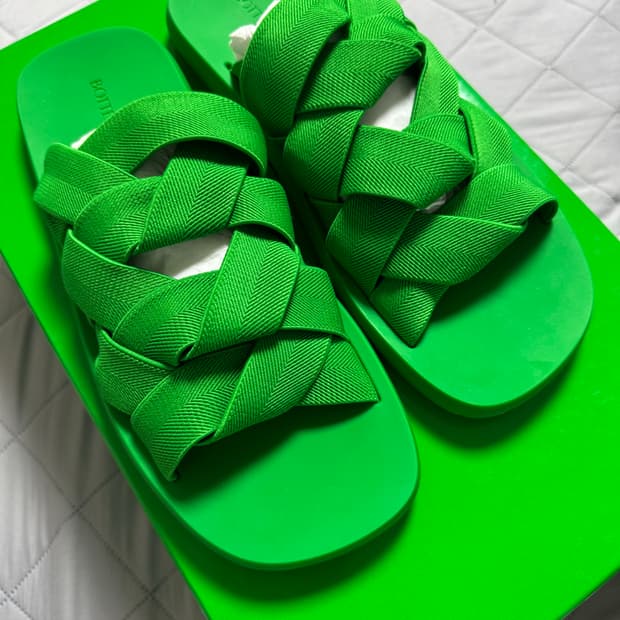 [40] 보테가베네타 인트레치아토 우븐 슬라이드 남성 샌들