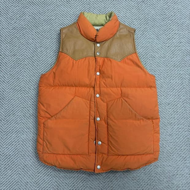 안티발 레더 패딩 베스트 v1867