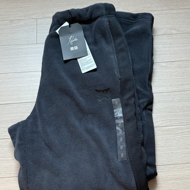 유니클로 니들스 플리스 팬츠 다크그레이 S