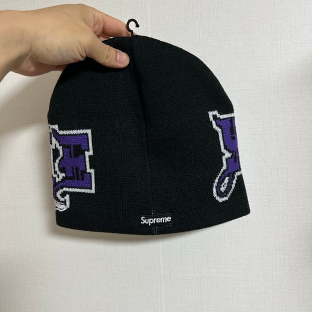 슈프림 뉴에라 아웃라인 비니 블랙 - 25FW