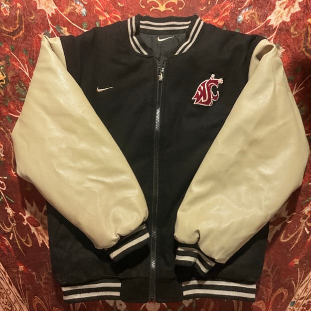90’s Nike Stadium Jacket