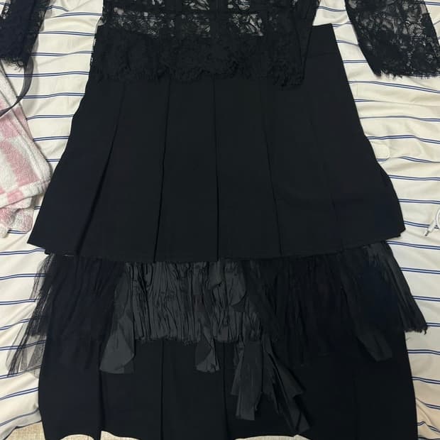 pleated ruffled skirt