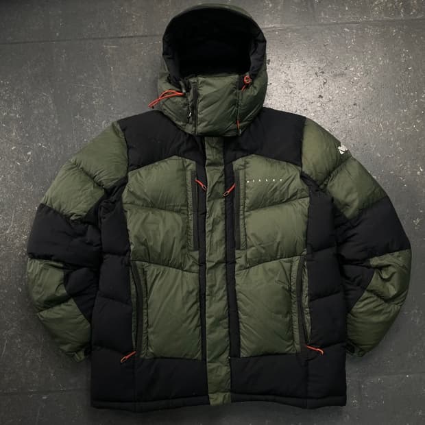 105 밀레 구스다운 패딩