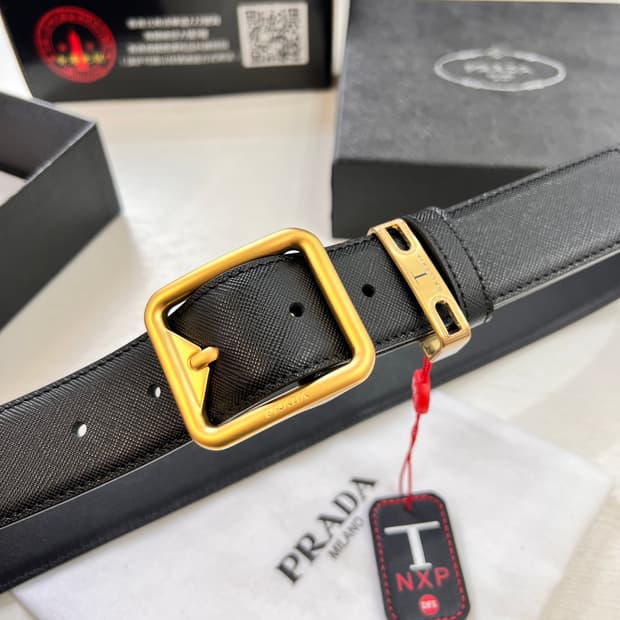 프라다 벨트   ·   패션잡화