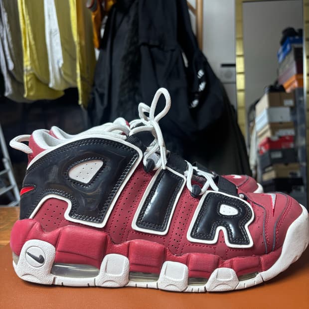 나이키 업템포 크리스마스 