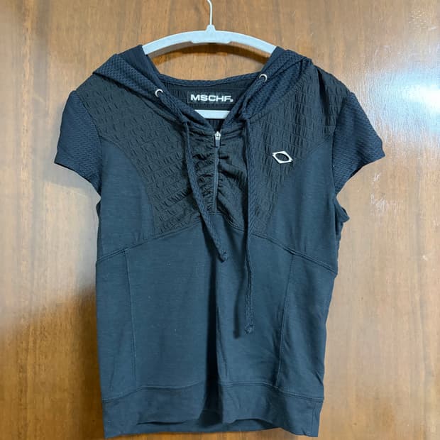 미스치프 후디트 트랙 하프 집업 반팔