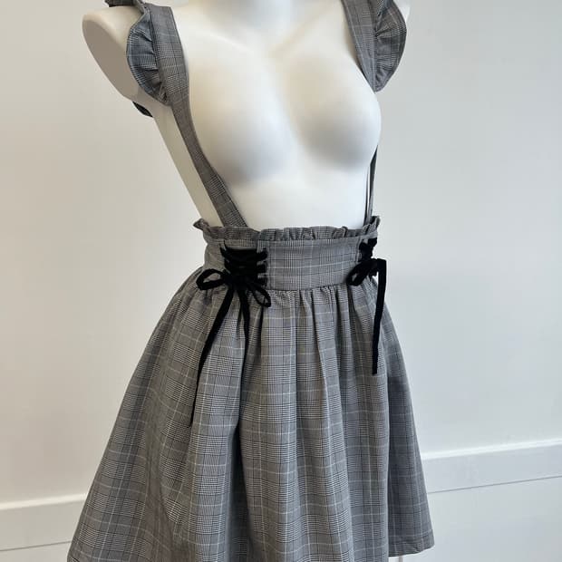 Ank Rouge 앙크루즈 코르셋 멜빵 스커트