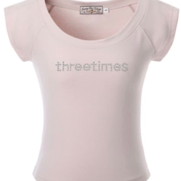 쓰리타임즈 비쥬로고반팔티 s 판매해요