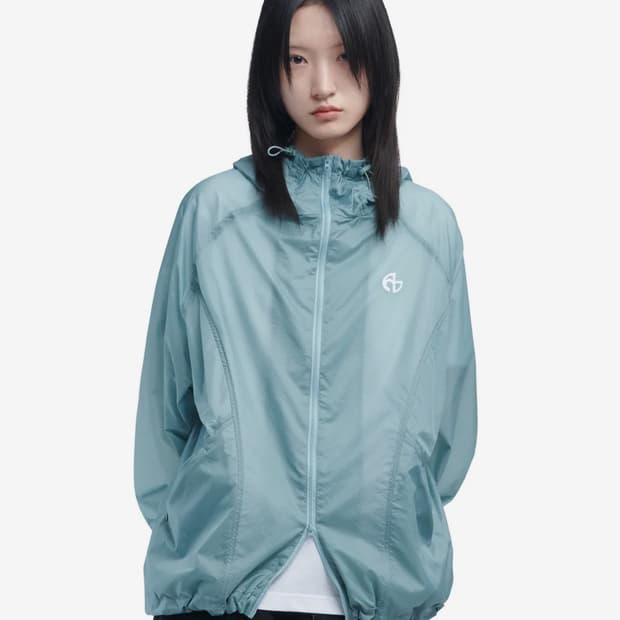 뉴매뉴얼 AETHER NYLON JACKET 바람막이 마리나