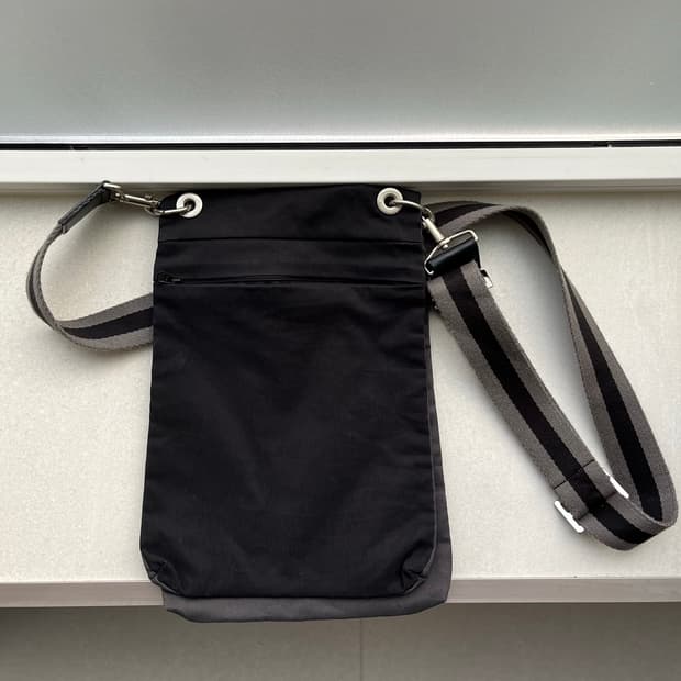 요지 야마모토 리버서블 크로스 숄더백