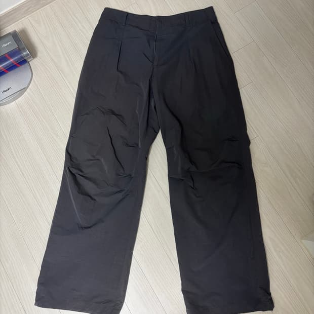 LE17SEPTEMBRE 나일론 팬츠 50사이즈 해칭룸 폴리테루 스타일