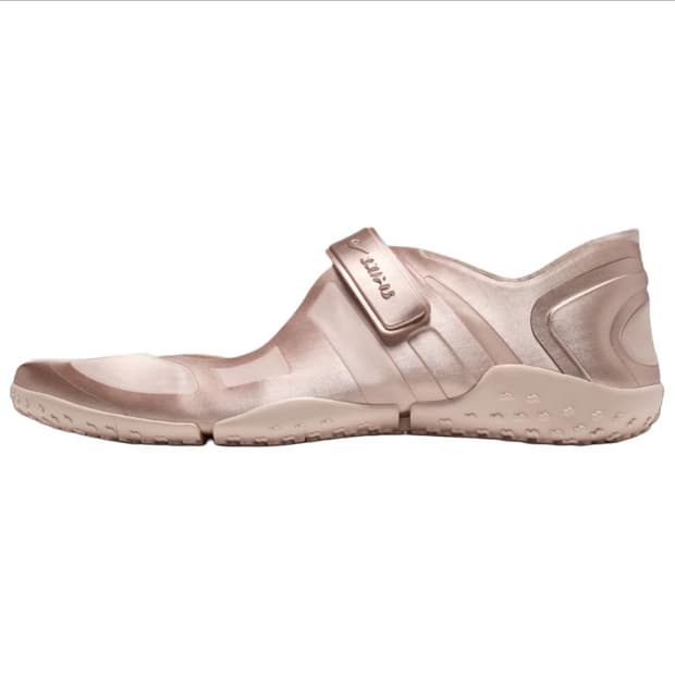 [255] 나이키스킴스 리프트 새틴