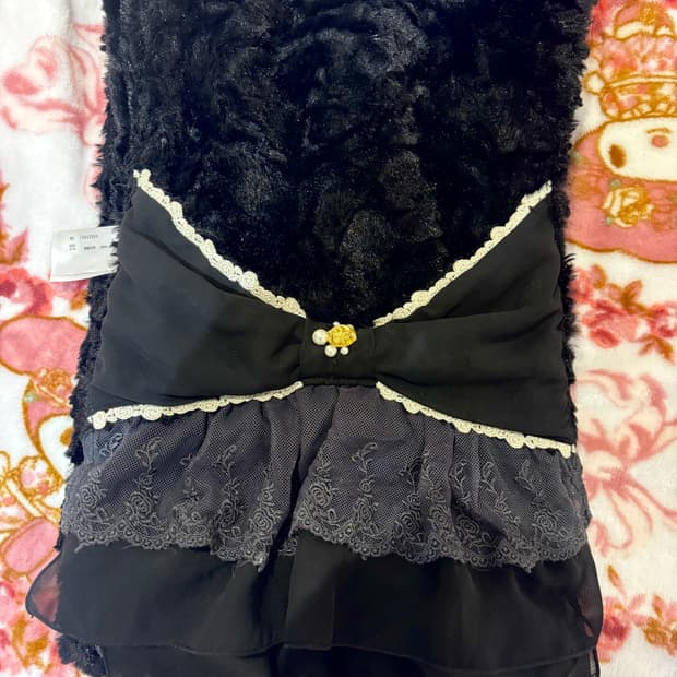 엑시즈팜 리본 레이스 벨벳 목도리