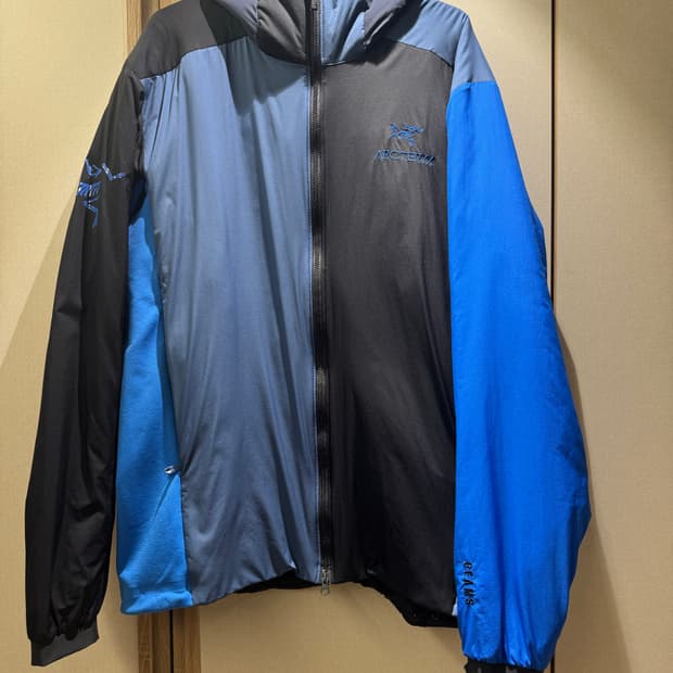 아크테릭스 X 빔즈 아톰 LT 후디 