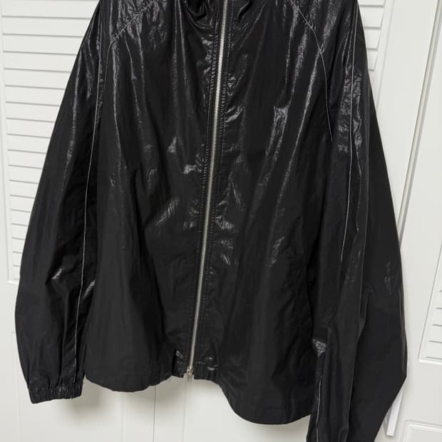 마뗑킴 바람막이 자켓