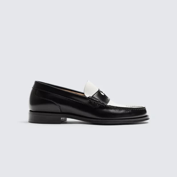 Harry Lambert 디즈니 콜라보 레더 페니로퍼 블랙 화이트 투톤