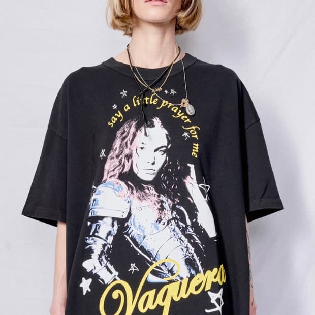 Vaquera 바퀘라 Joan of Arc 잔다르크 티셔츠