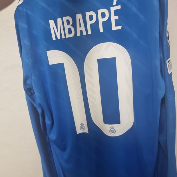 레알마드리드 음바페 25/26 써드킷