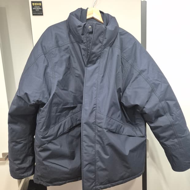 나나미카 고어텍스 숏다운 네이비 XL 25fw