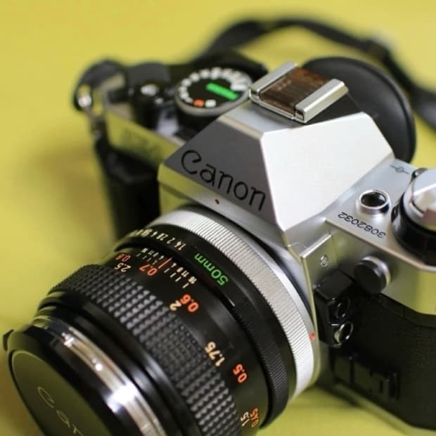 캐논 AE-1 필름 카메라 + 50mm 렌즈