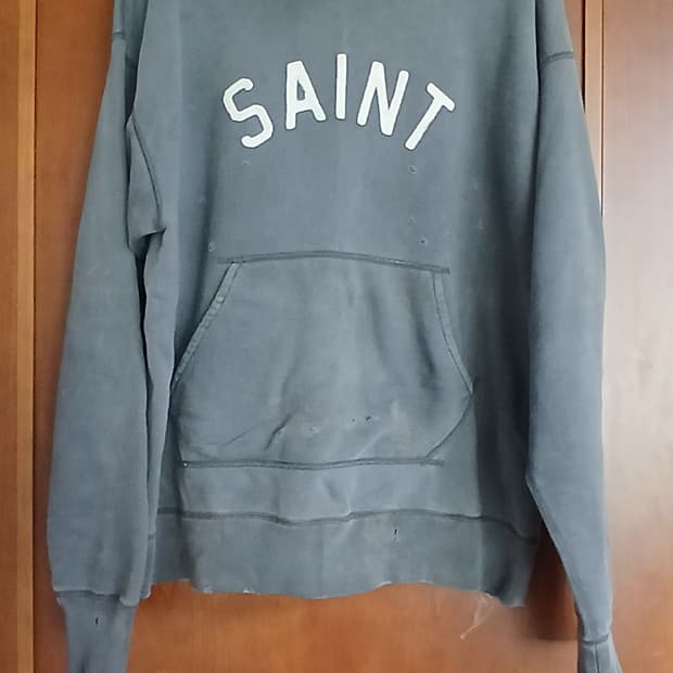 세인트 미카엘 펠트 후드 티셔츠