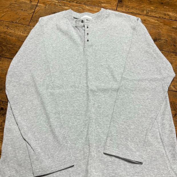 오엑스 스튜디오 모먼트 헨리넥 롱슬리브 그레이 48