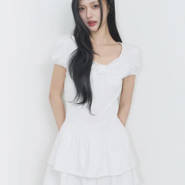 일리고 보우 플레어 미니 원피스 화이트