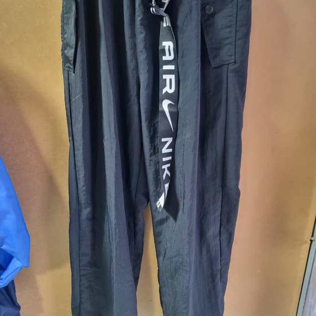 나이키 에어 하이라이지 우븐팬츠 