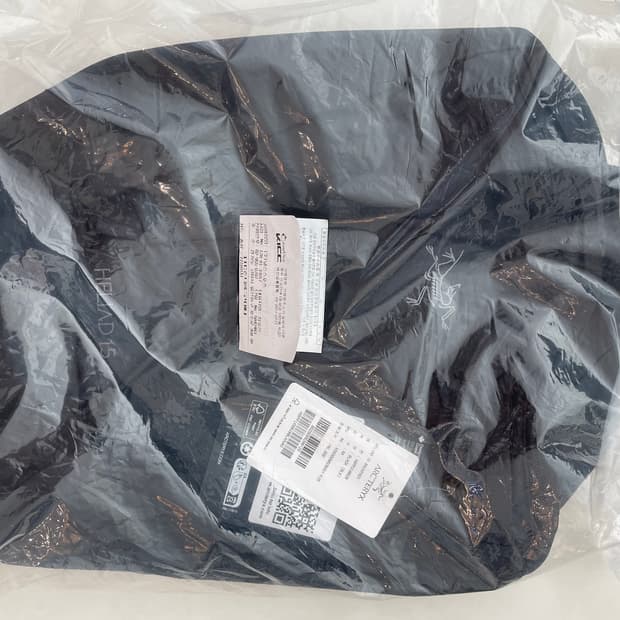 아크테릭스 헬리아드 15 블랙 백팩