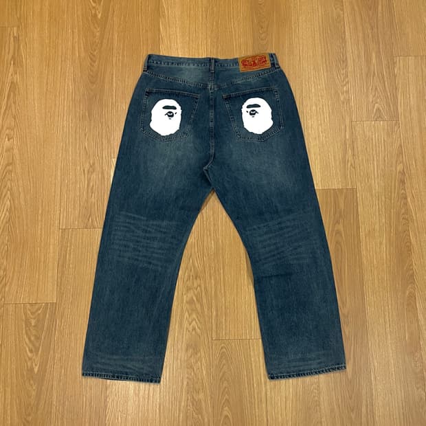 교신 o BAPE Ape Head Relaxed Fit Denim