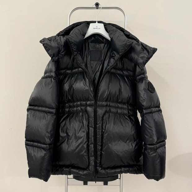 몽클레어 남성 패딩