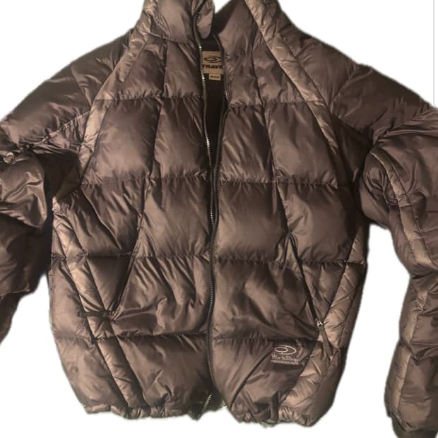 TRAVEL Workshop 블랙 패딩 점퍼 M