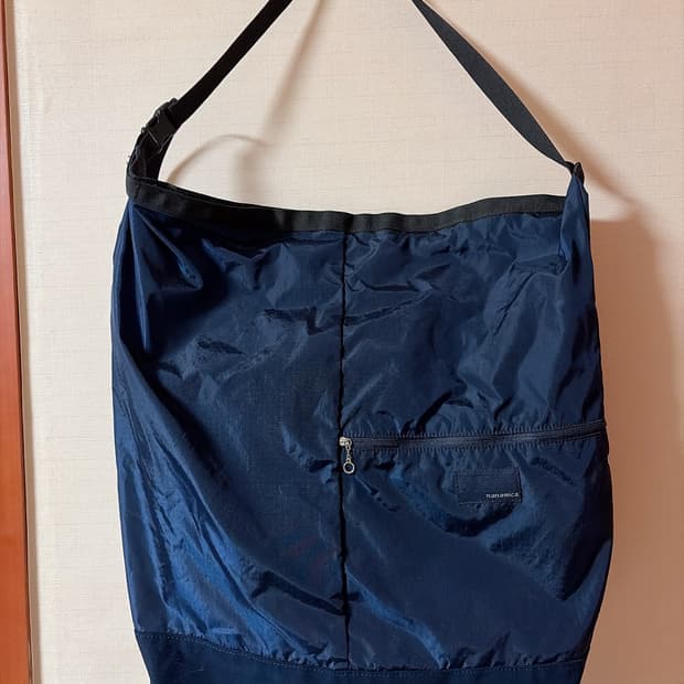 나나미카 nanamica 유틸리티 숄더 백 네이비 판매합니다 !