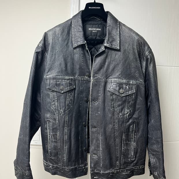 발렌시아가 데님프린트 가죽자켓