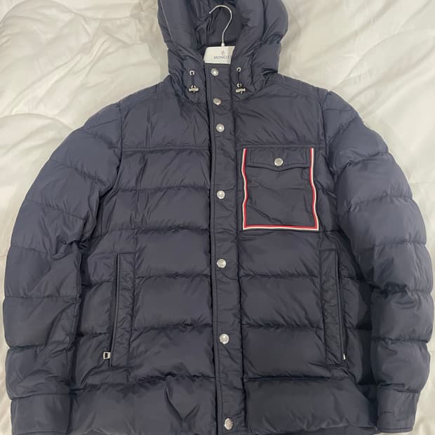 몽클레어 남자패딩 4사이즈