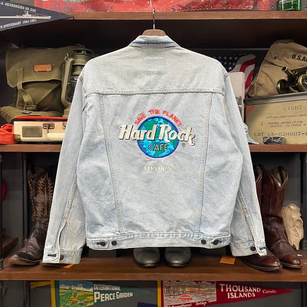 90s Hard Rock Cafe 하드 락 카페 런던 후면 자수 데님자켓