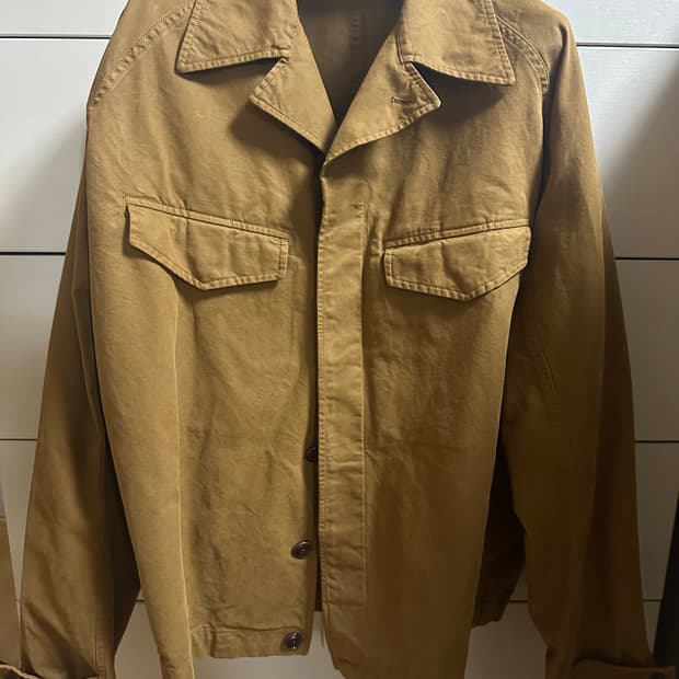 르메르 필드오버셔츠 토바코 (50)