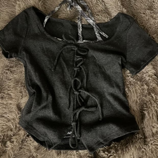 홀터넥 니트 반팔