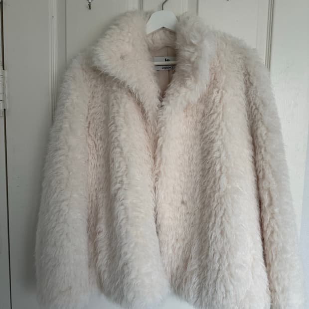 르 아이보리 퍼 자켓