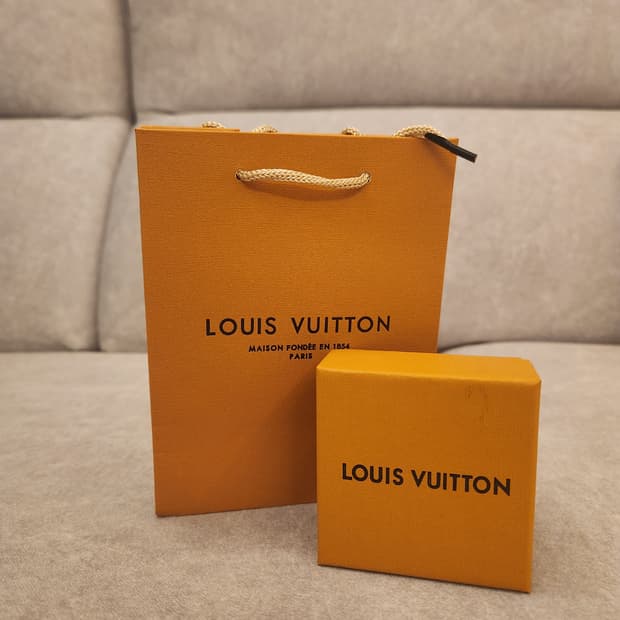 루이비통 목걸이