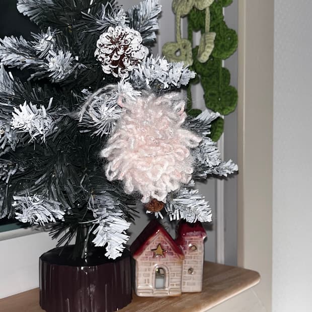 Christmas tree (pink)