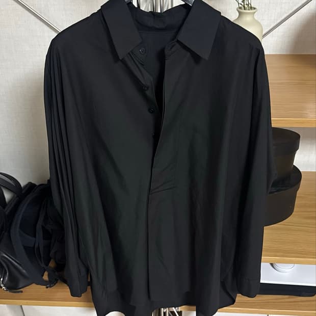 유노이아 ivy blouse black
