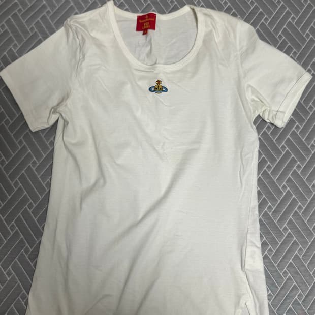 비비안웨스트우드 레드라벨 화이트 반팔