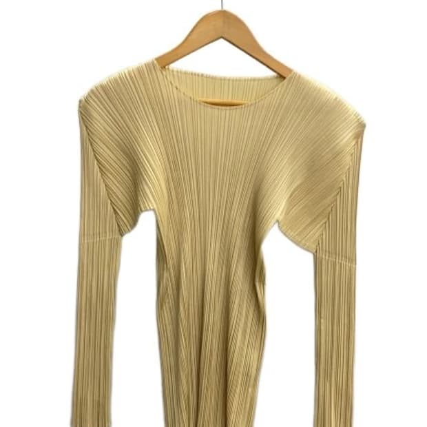 ISSEY MIYAKE top 