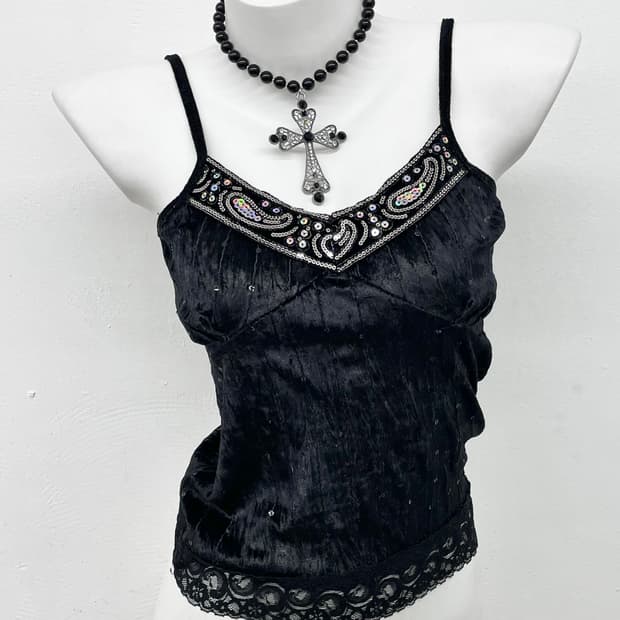 고딕 벨벳 레이스 탑